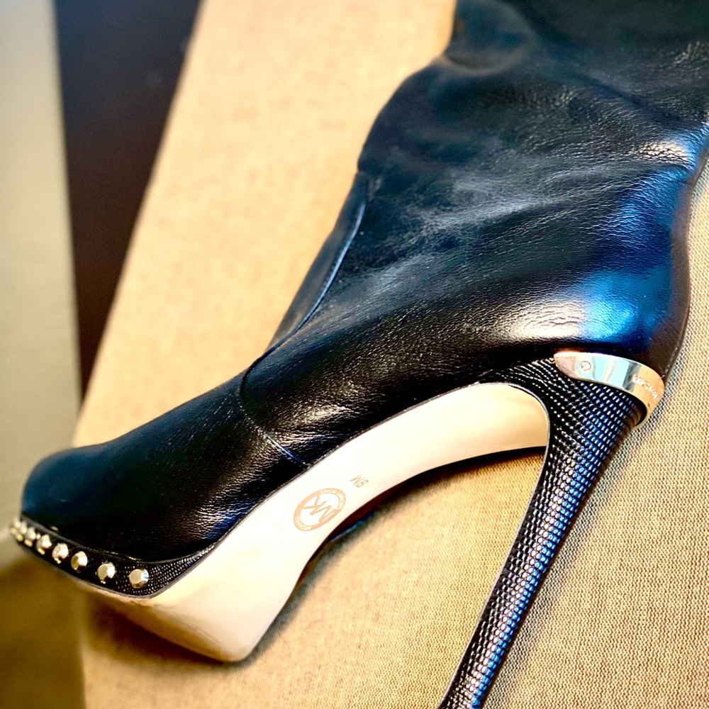 leather boots, perfect condition - worn a couple of times
